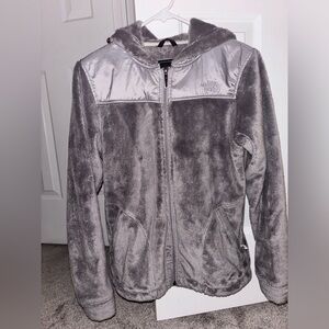 Small Women’s North Face Grey Full Zip Fleece Hoodie.